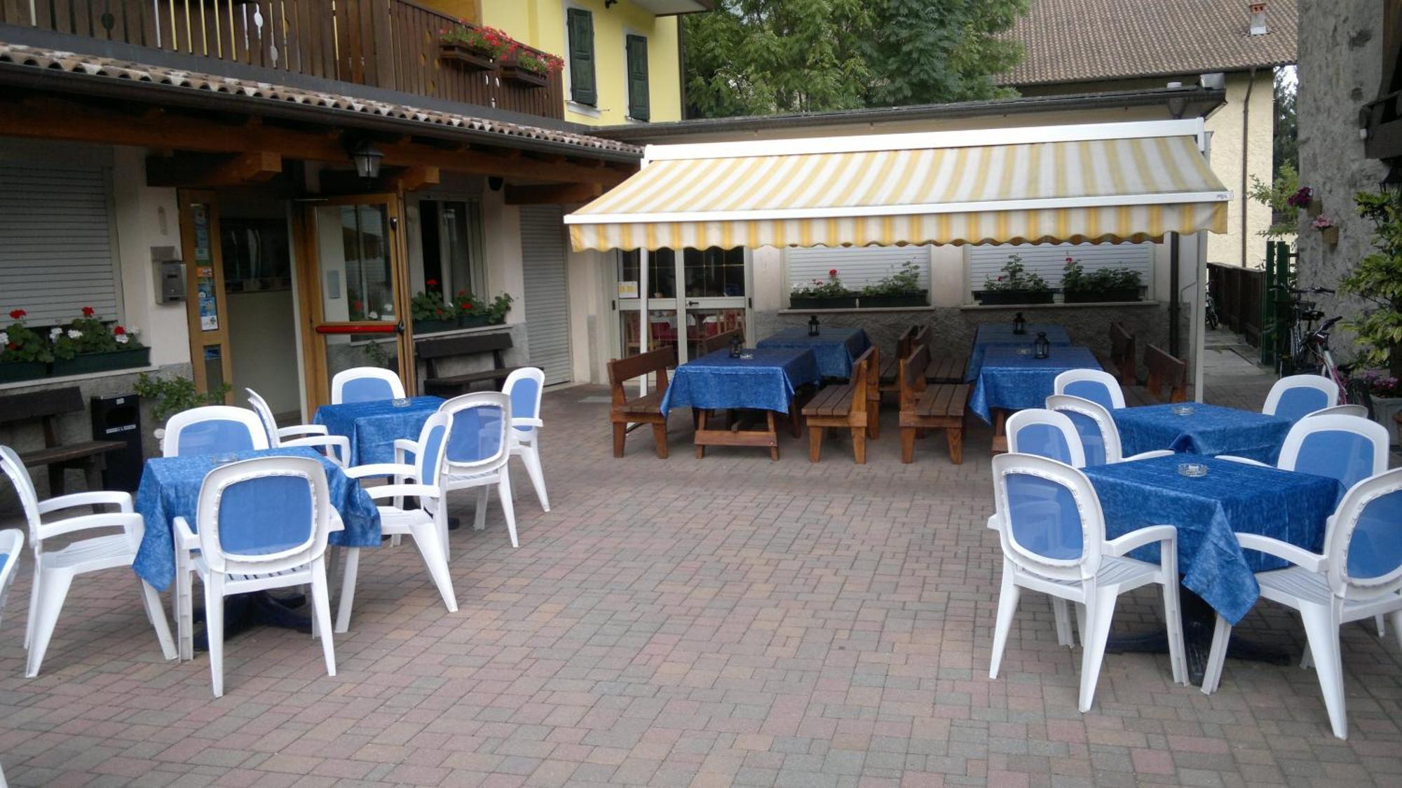 Albergo Maggiorina เบซเซ็กกา ภายนอก รูปภาพ