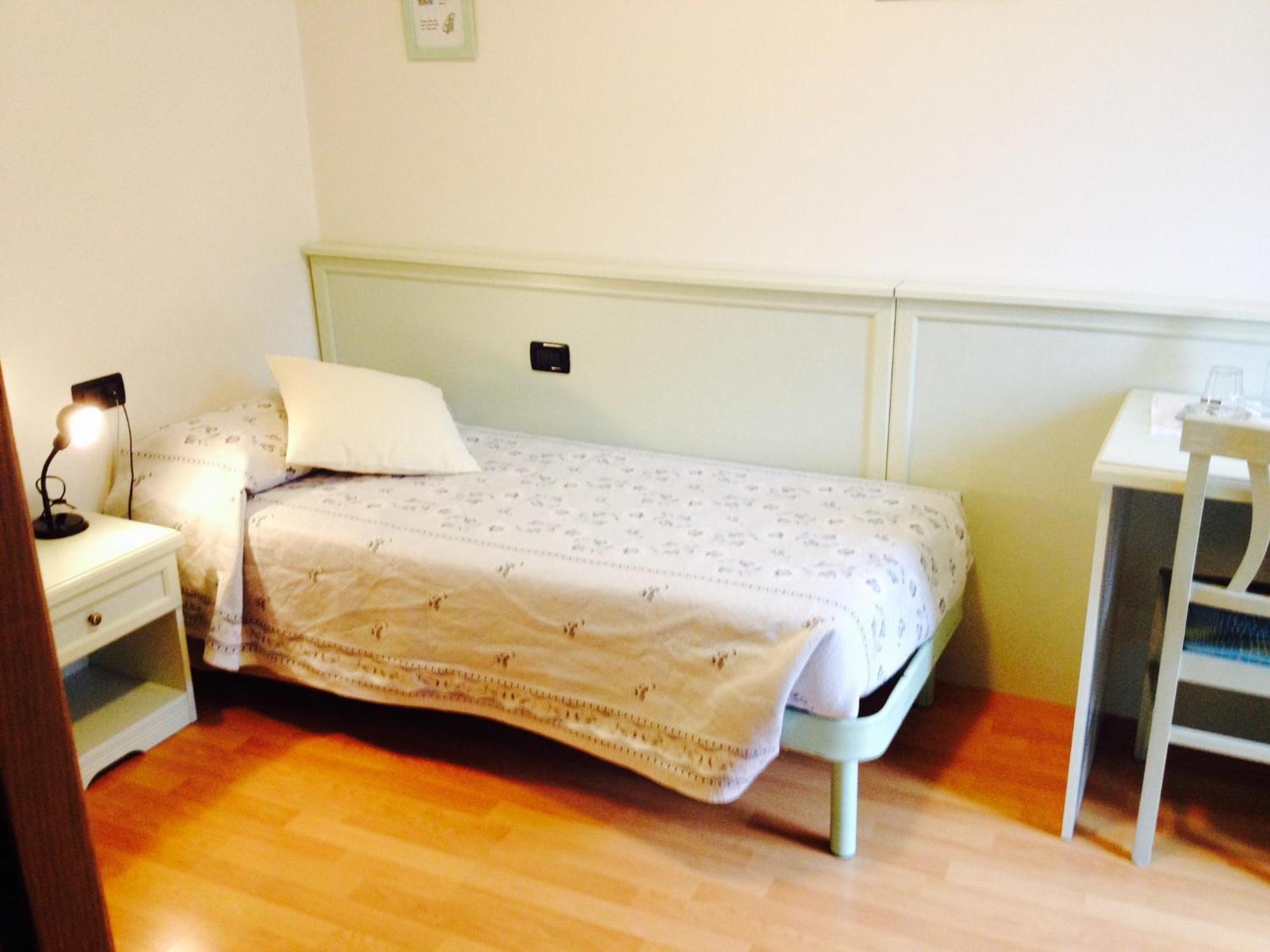 Albergo Maggiorina เบซเซ็กกา ห้อง รูปภาพ