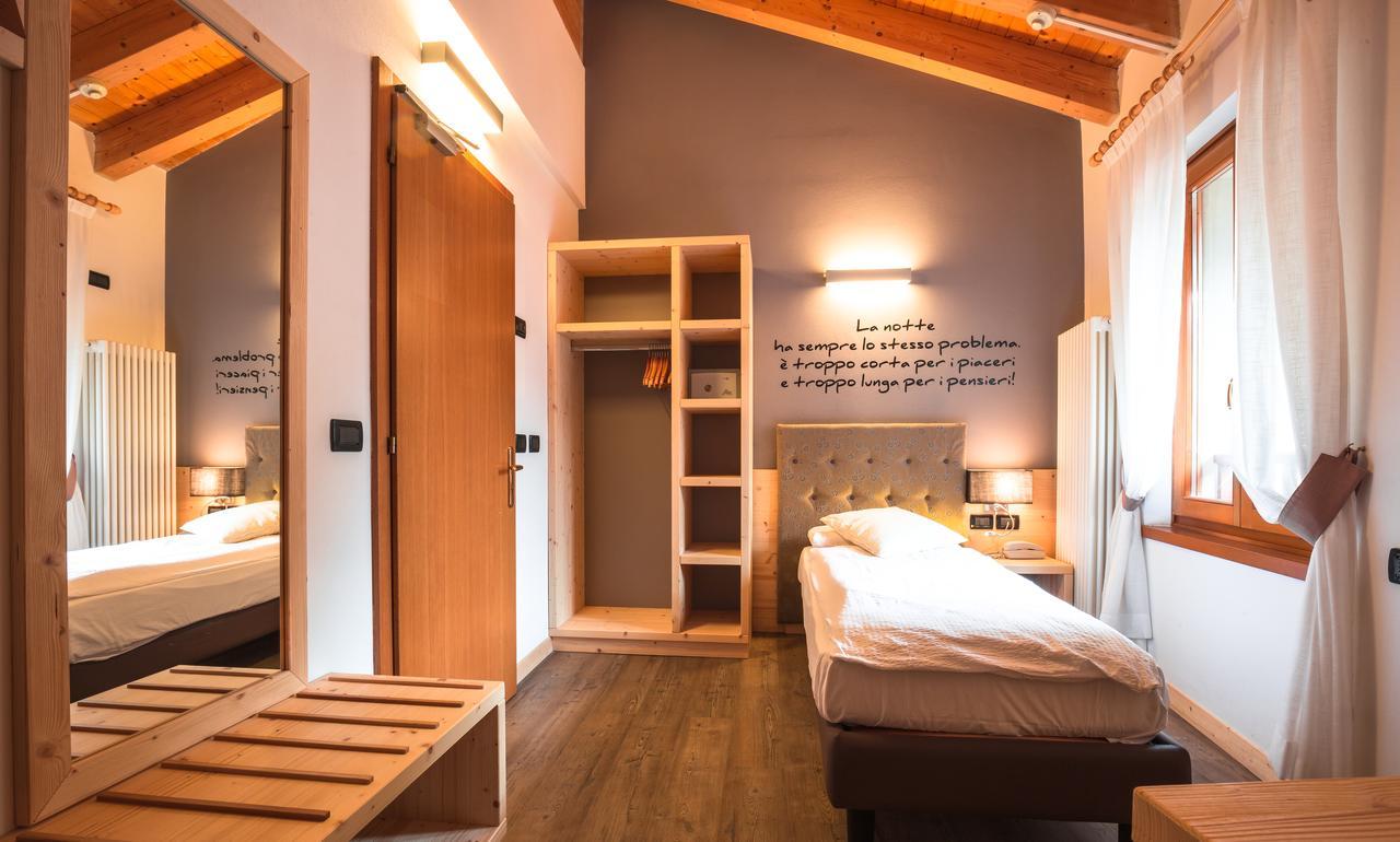Albergo Maggiorina เบซเซ็กกา ภายนอก รูปภาพ